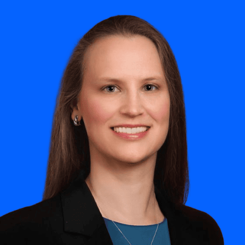 laura loeffler headshot